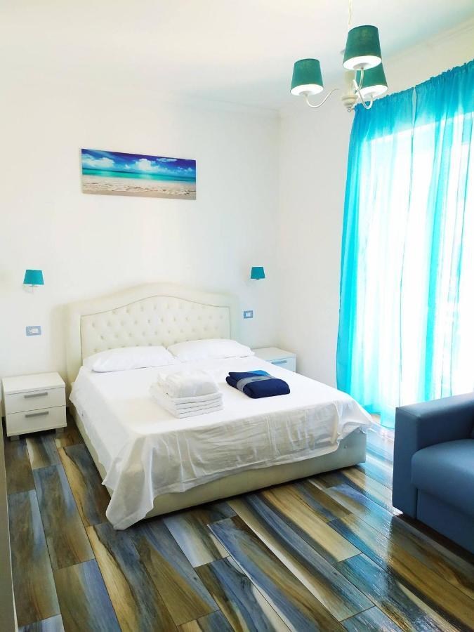 La Terrazza Sul Mare Hotel มารีนาดีกาเมโรตา ภายนอก รูปภาพ